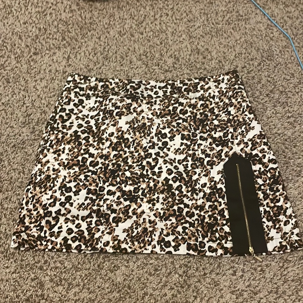 Allyson Whitmore petite Golf Skort Cheetah Print Sz 12P GUC B1313